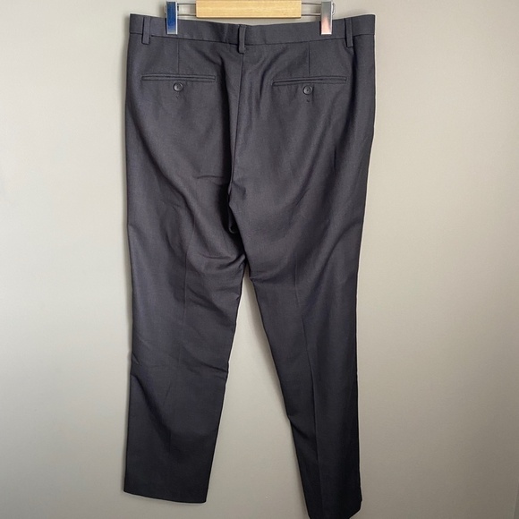 Calvin Klein Men's Gray Dress Pant Size 34 x 32 - Picture 4 of 11